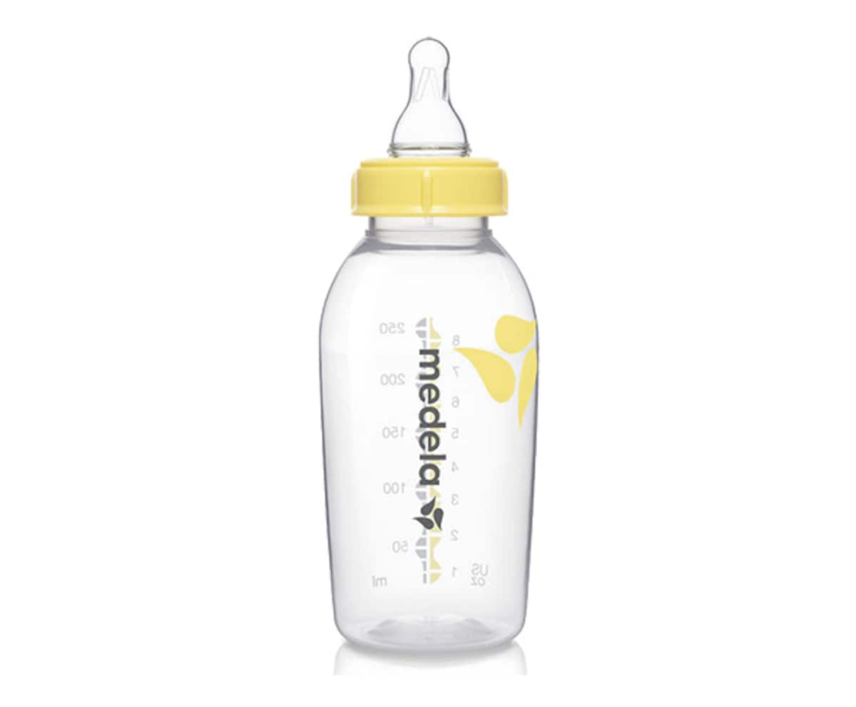 Medela Breastmilk Bottle With Medium Flow Teat 250Ml