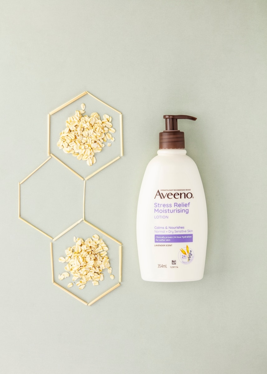 Aveeno Active Naturals Stress Relief Moisturising Lotion Fragranced 354Ml