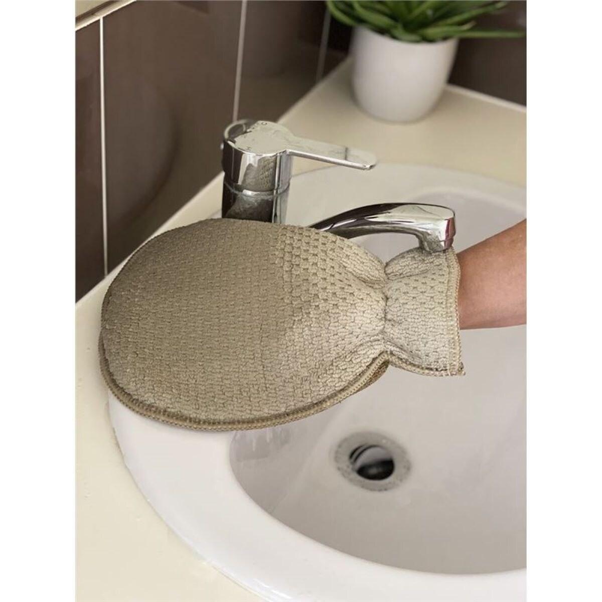 White Magic Ecocloth Bathroom Glove Pebble 1 Pack